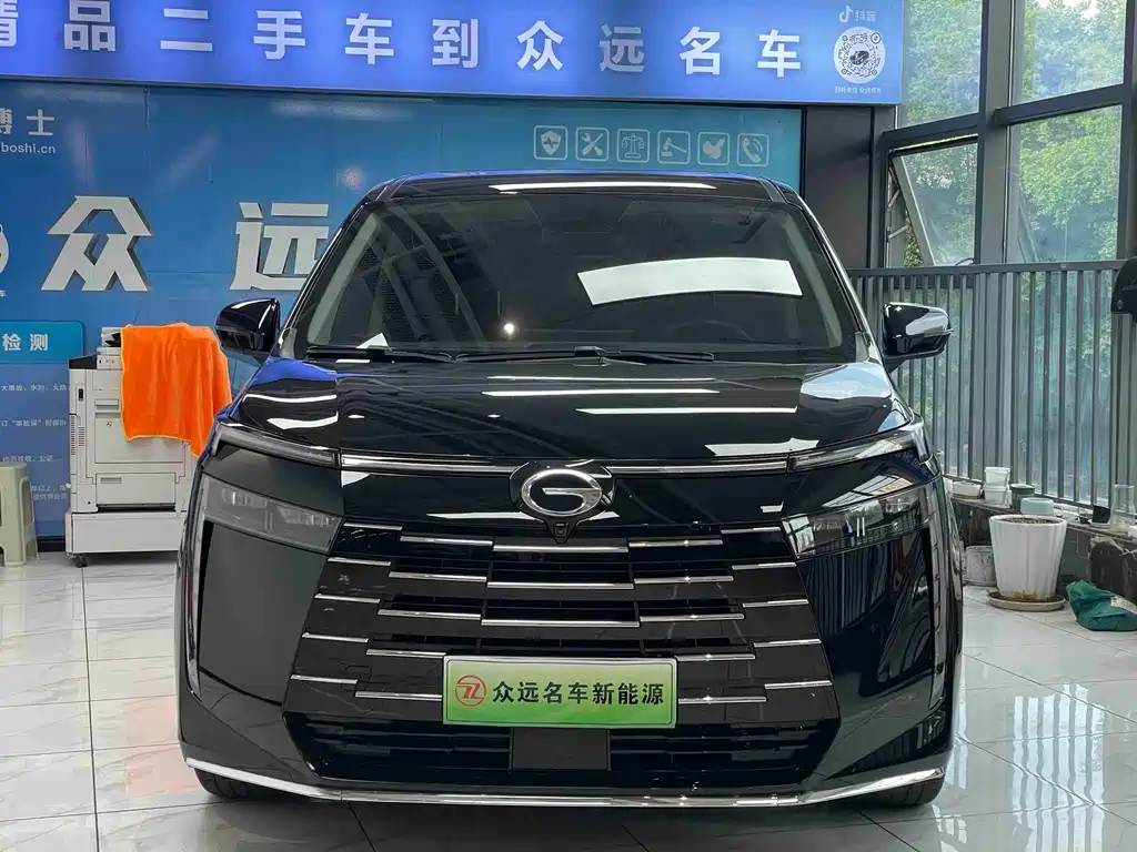 GAC Motor 传祺E8 PHEV — миниатюра 2