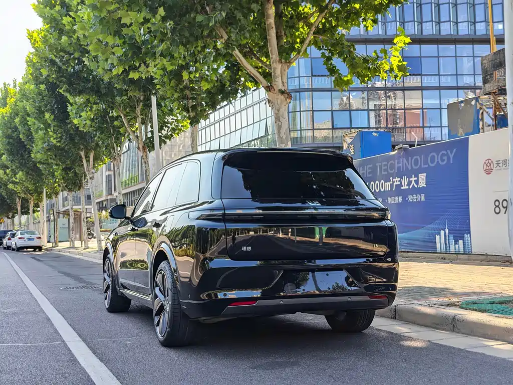 Li Auto Li L8 — миниатюра 20