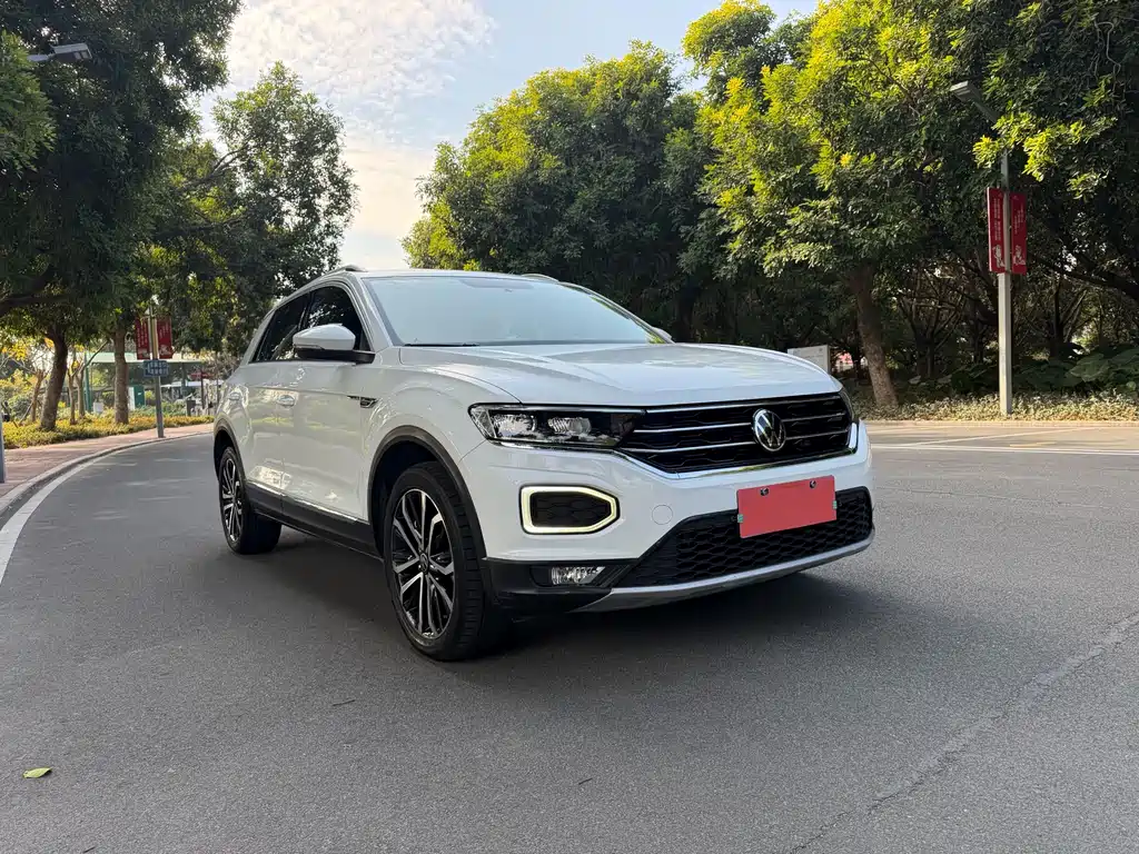VOLKSWAGEN T ROC EXPLORING SONGS