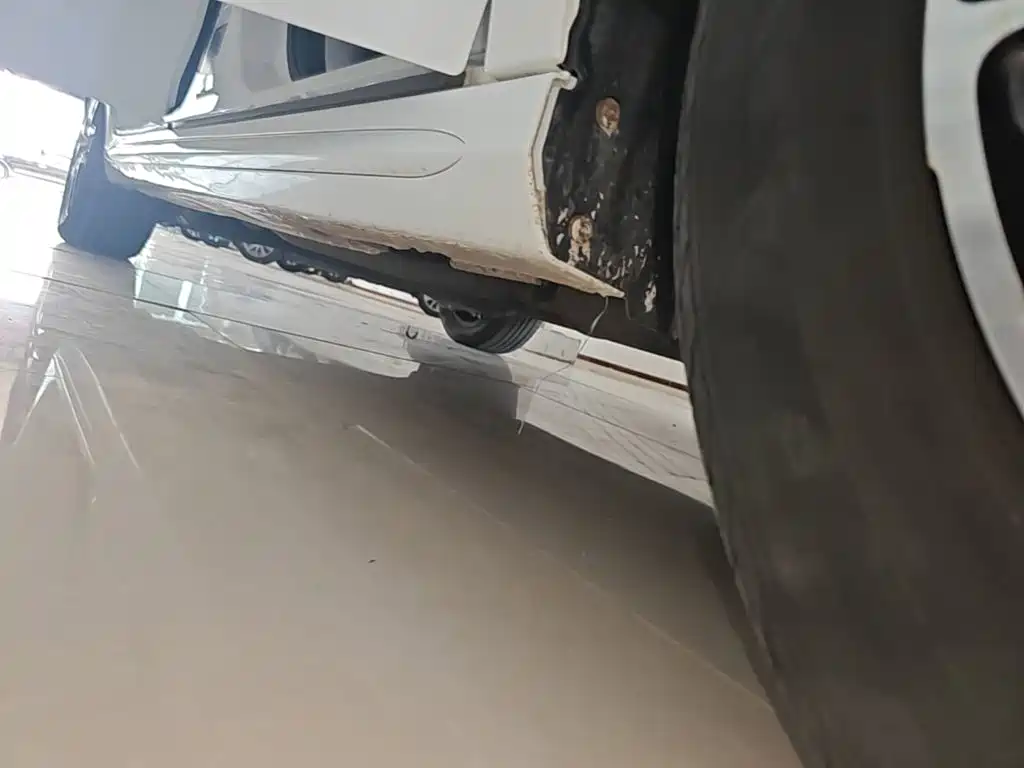 BYD MAX — миниатюра 21