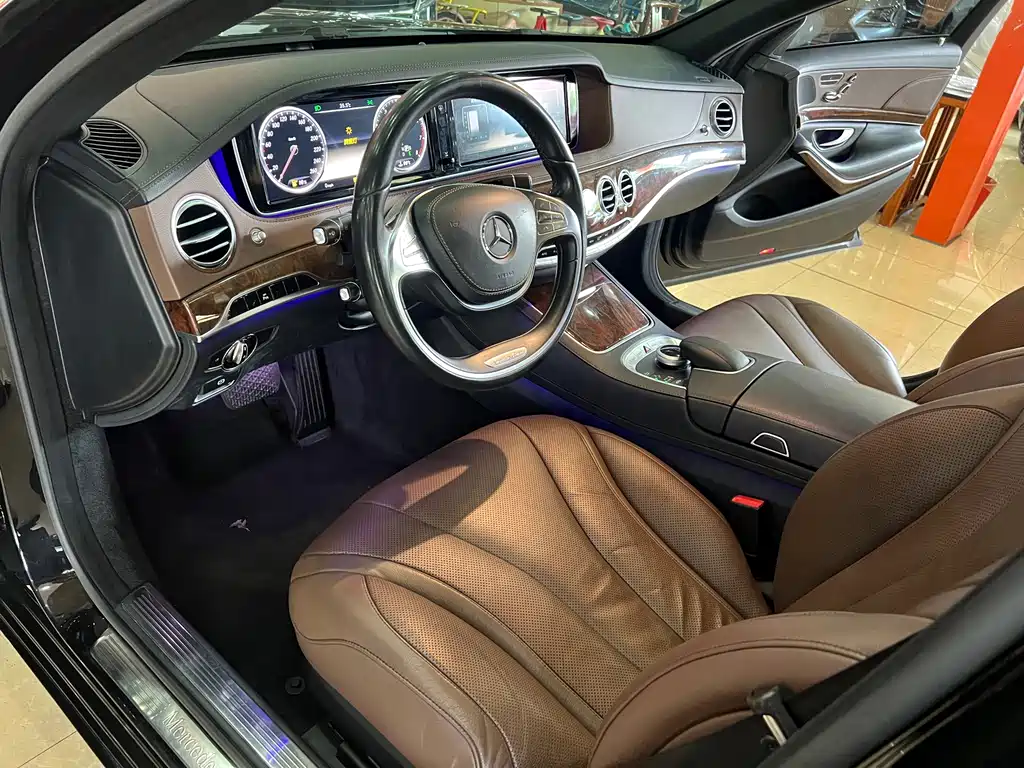 Mercedes-Benz S-Class — миниатюра 11