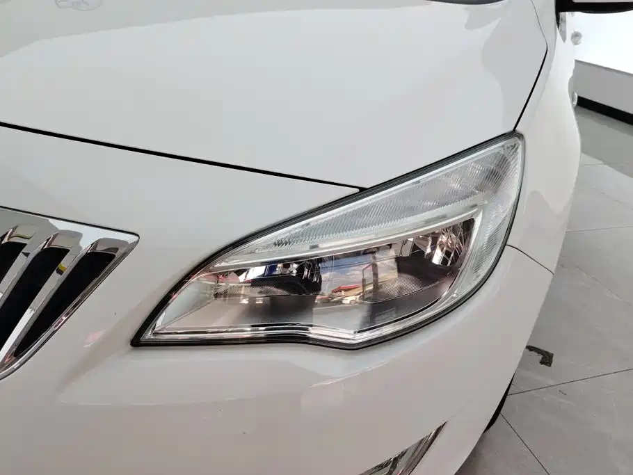 Buick Excelle — миниатюра 5