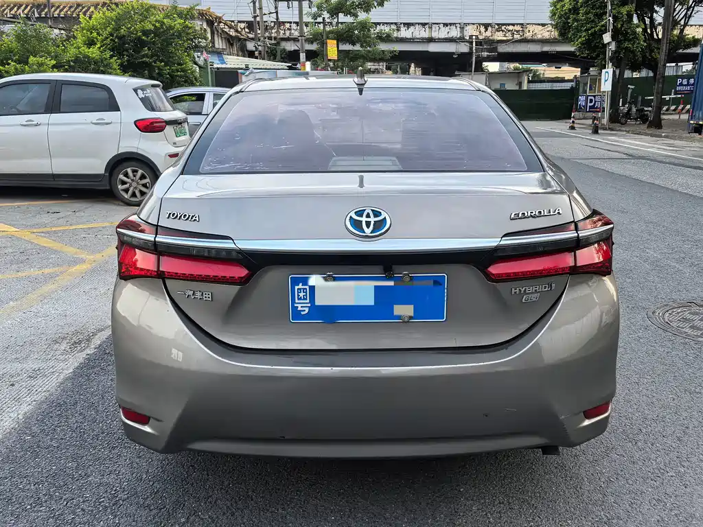 Toyota Corolla — миниатюра 5