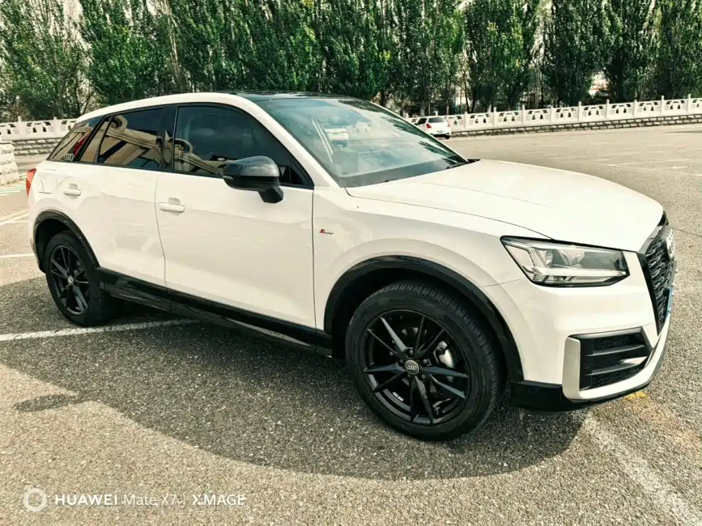 Audi Q2L — миниатюра 3