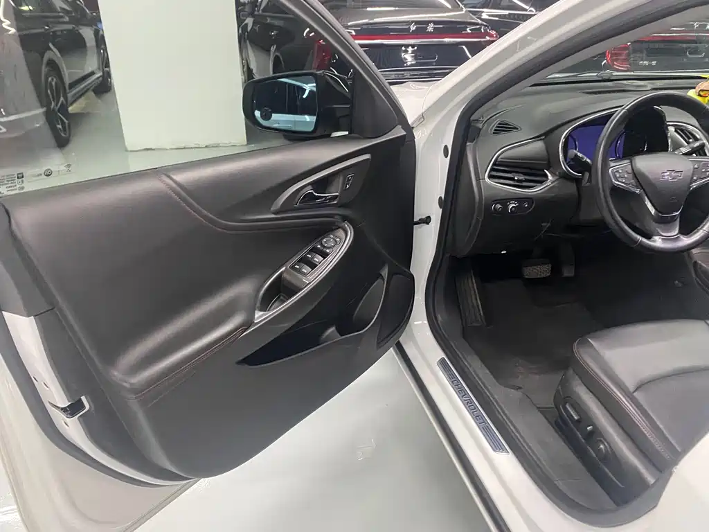 CHEVROLET MAI RUIBAO XL