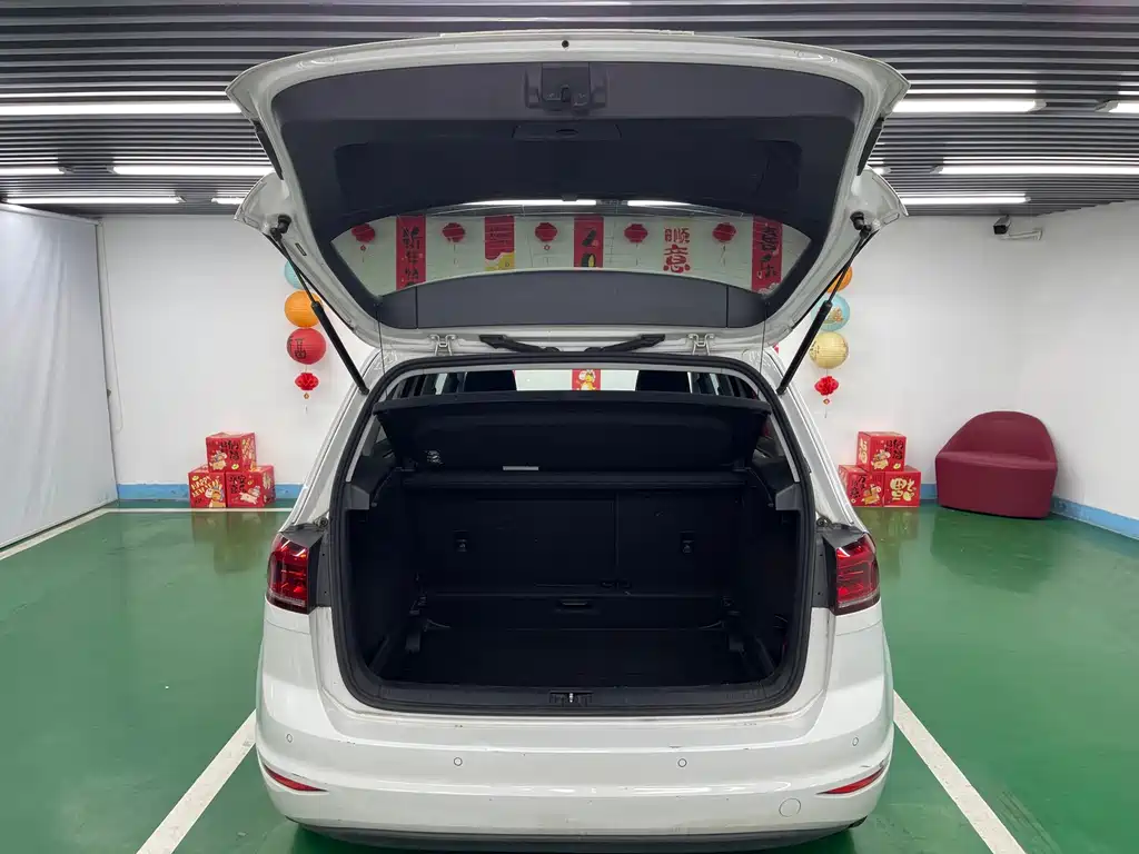 Volkswagen Golf Sportsvan — миниатюра 23