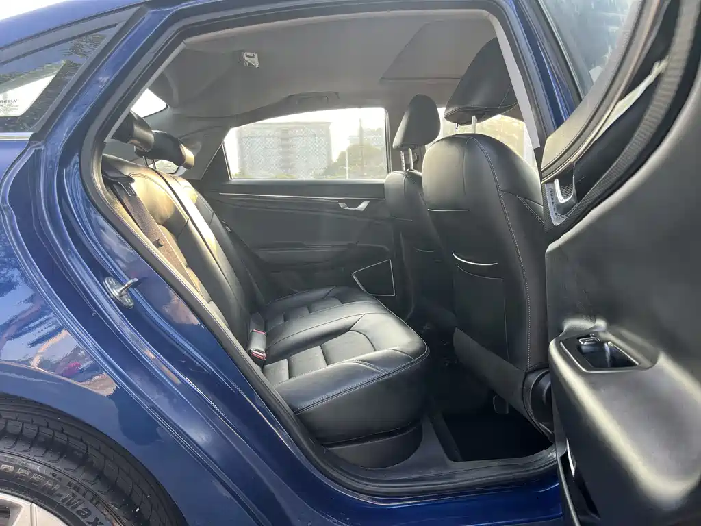 GEELY AUTOMOBILE EMGRAND GL