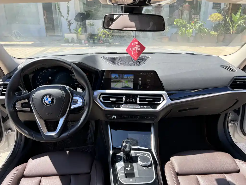 BMW 3 Series — миниатюра 6