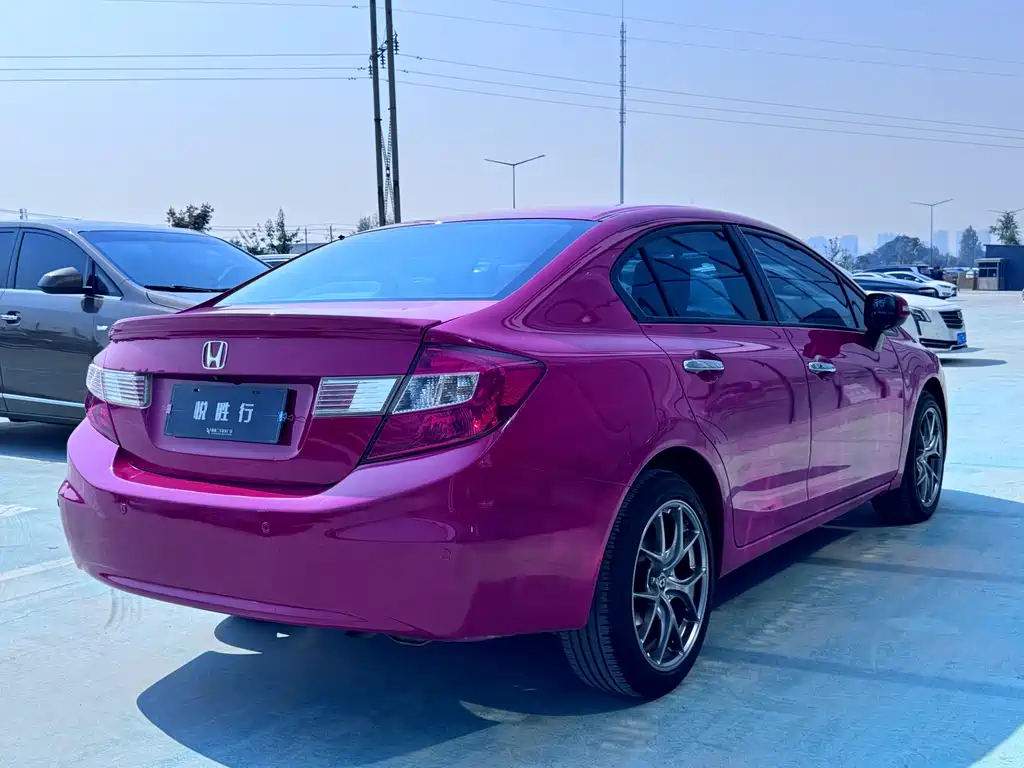 Honda Civic — миниатюра 7