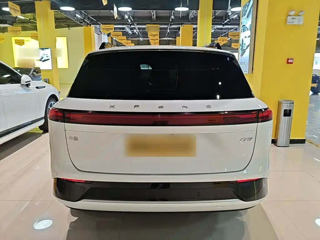 XPeng G9 — миниатюра 6