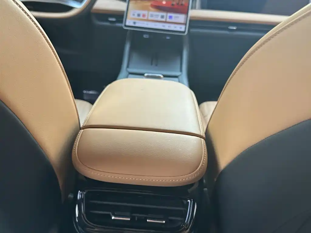 GEELY GALAXY GALAXY L7