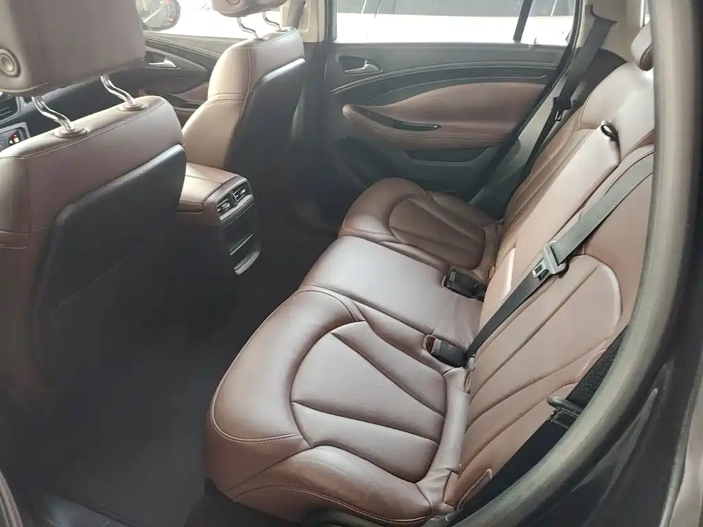 Buick Envision Plus — миниатюра 17