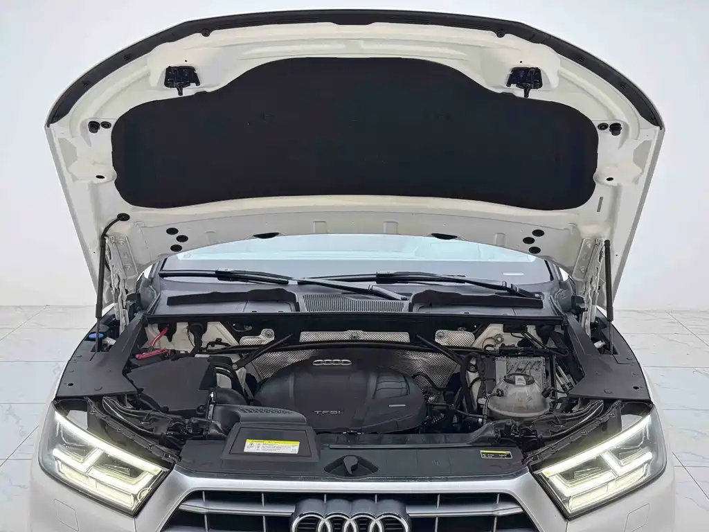 Audi Q5L — миниатюра 5