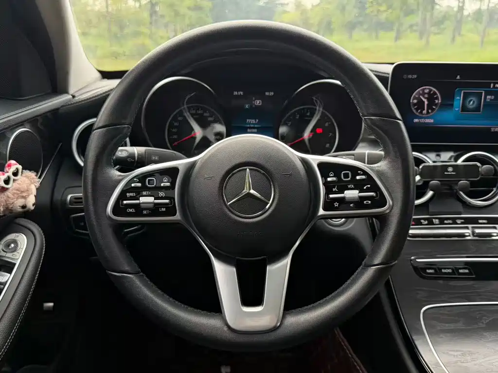 Mercedes-Benz C-Class — миниатюра 15