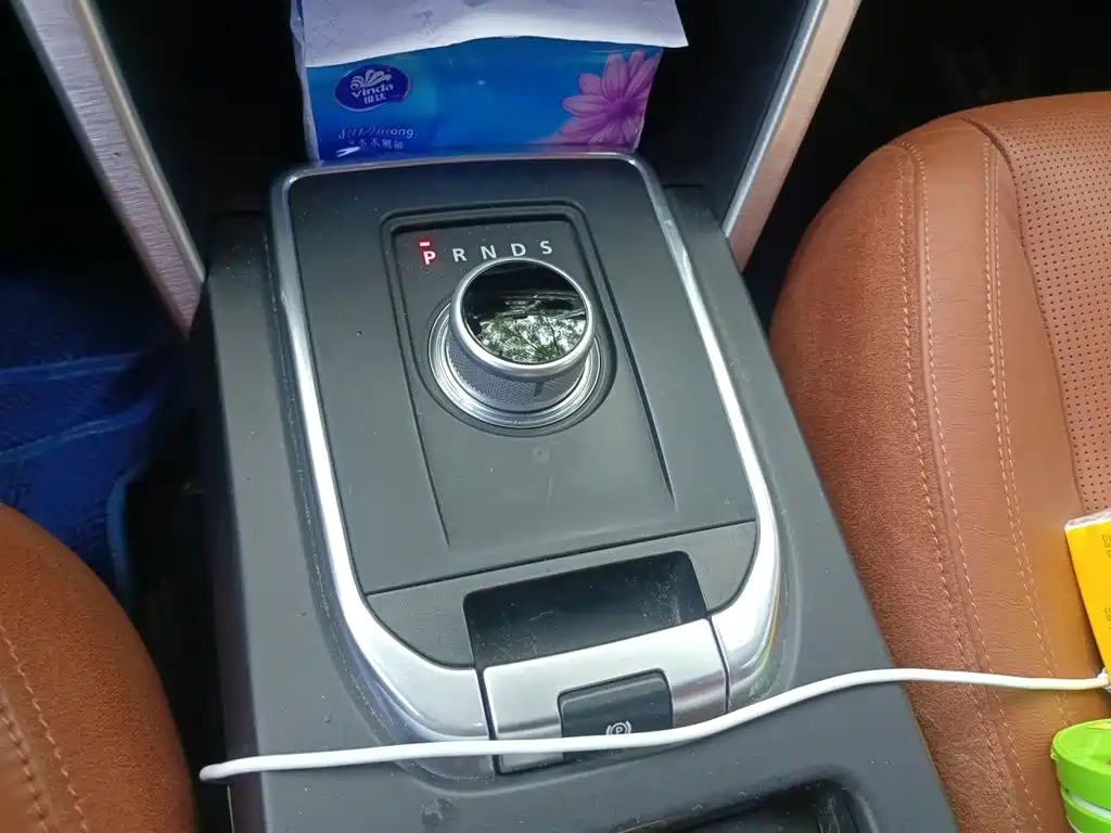 Land Rover Discovery Sport — миниатюра 15