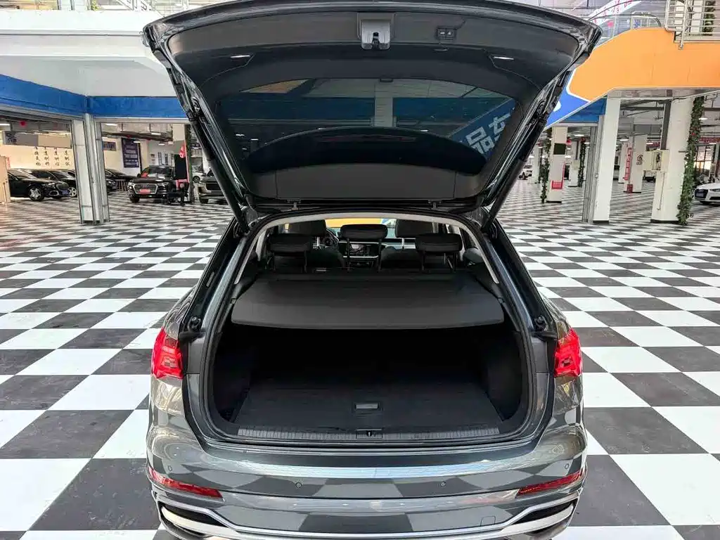 Audi Q3 — миниатюра 16