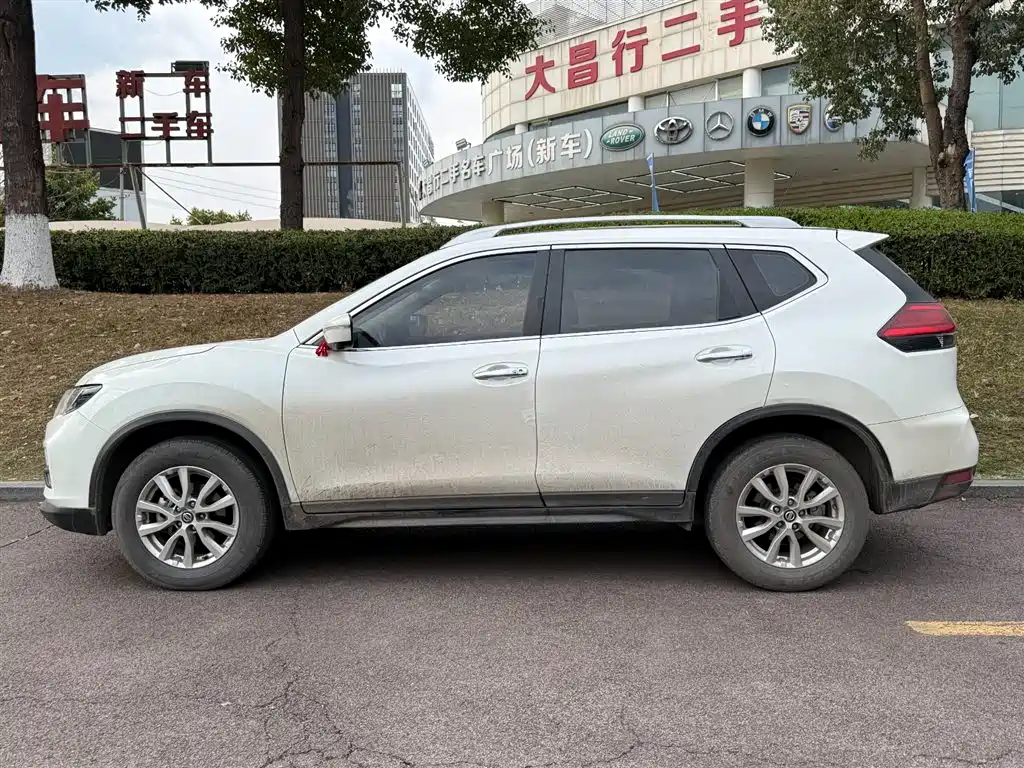 NISSAN QIJUN