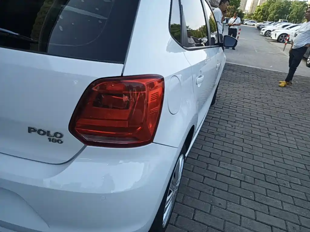 Volkswagen Polo — миниатюра 8
