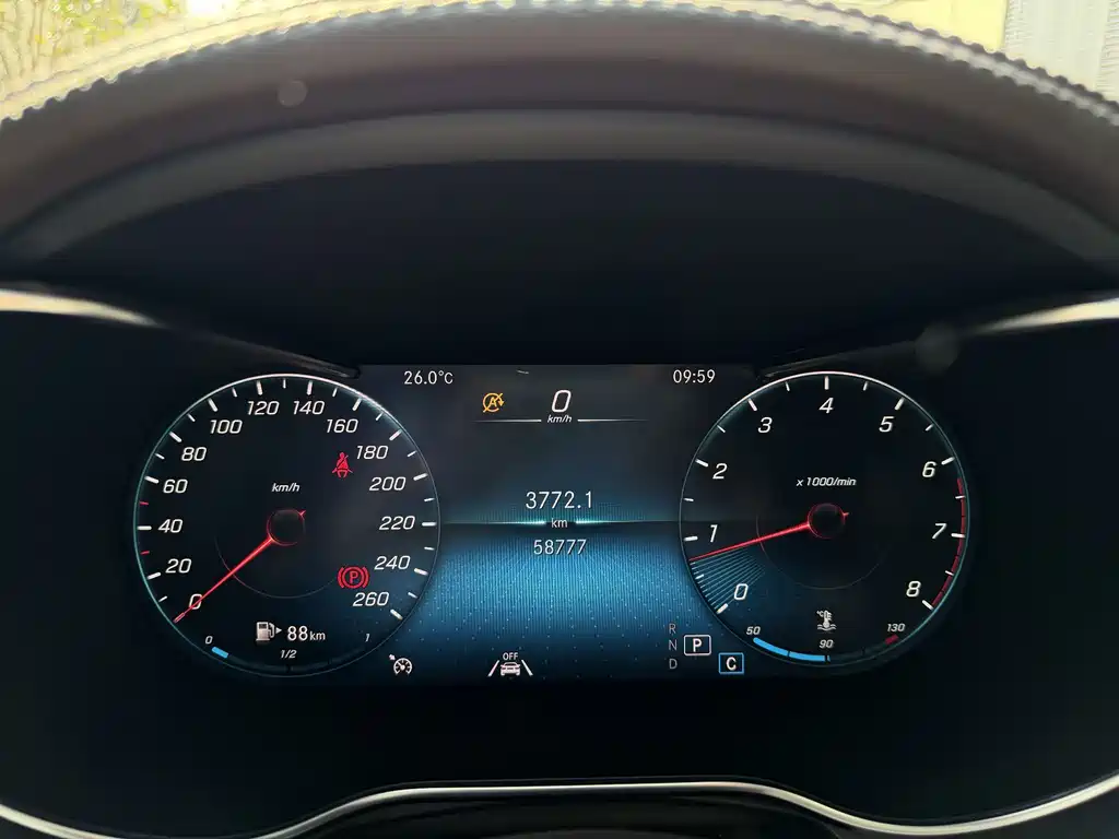 Mercedes-Benz GLC — миниатюра 7