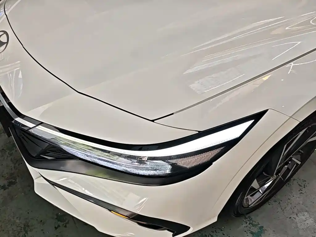 Hyundai Elantra — миниатюра 24