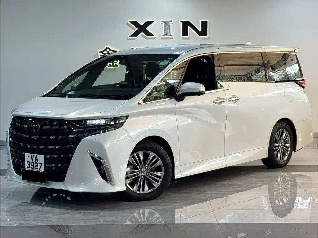 Toyota Alphard 2026