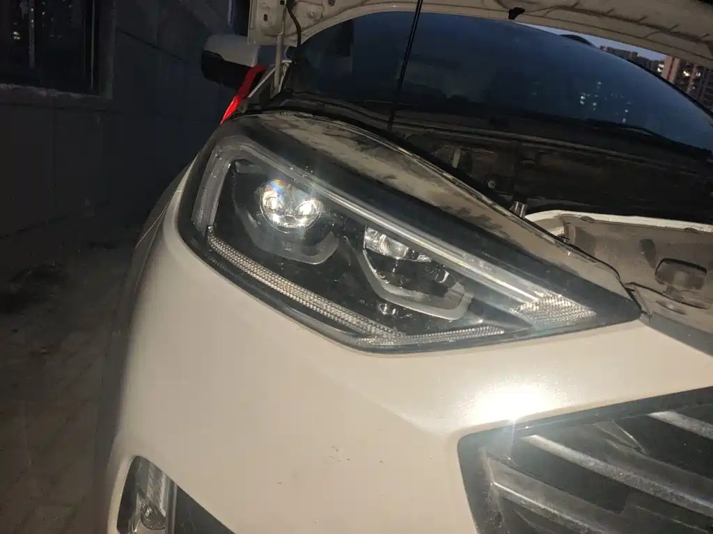Ford Edge — миниатюра 7