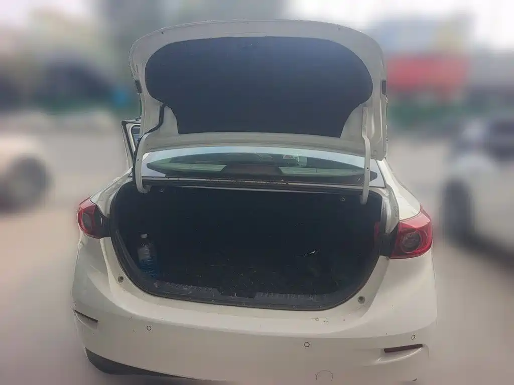 Mazda 3 Axela — миниатюра 15