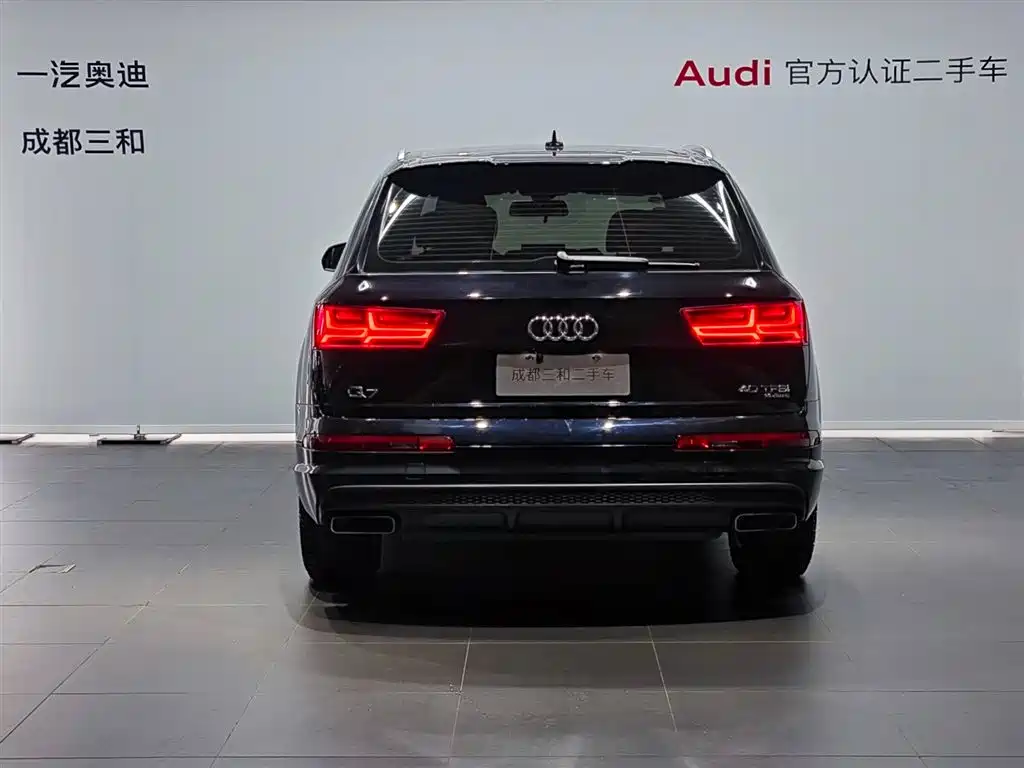 Audi Q7 — миниатюра 5