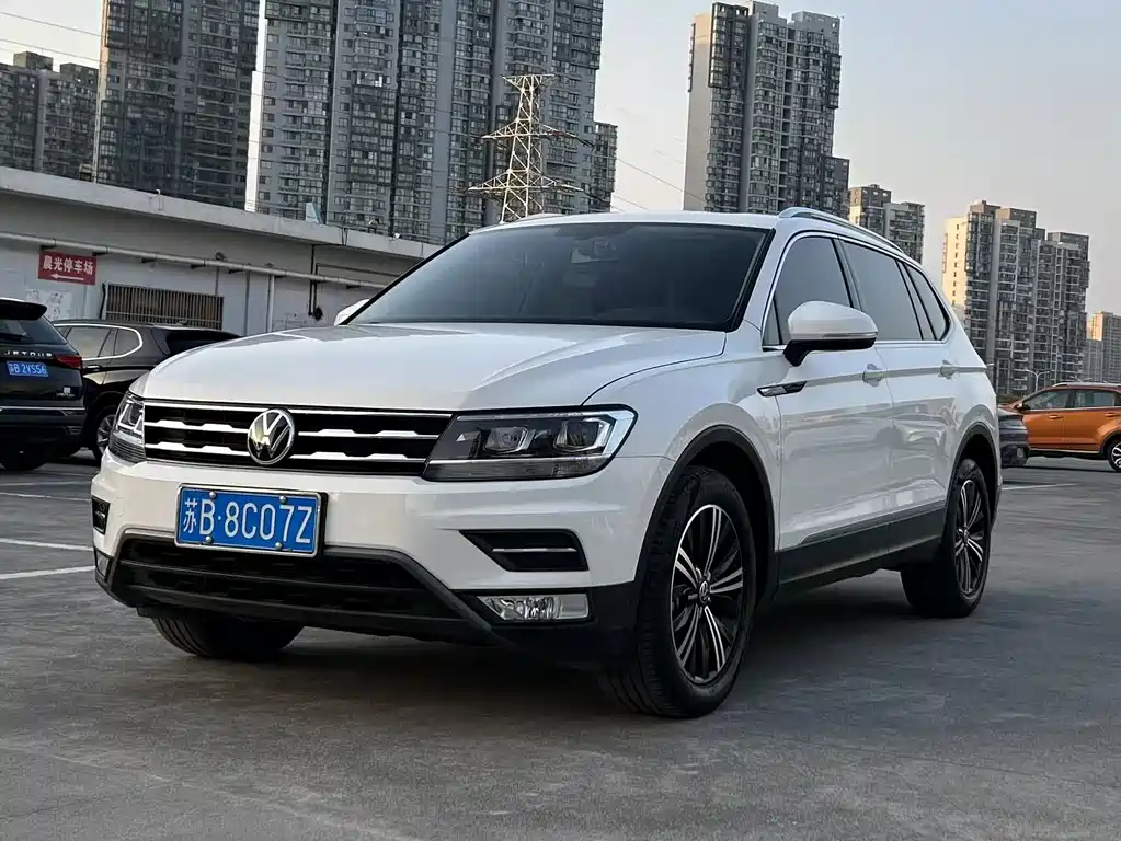 Volkswagen Tiguan L 2021