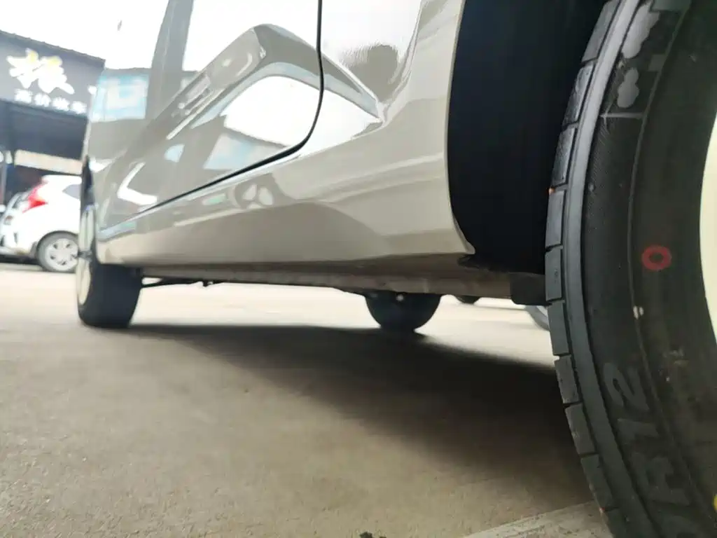 Wuling MINIEV — миниатюра 22