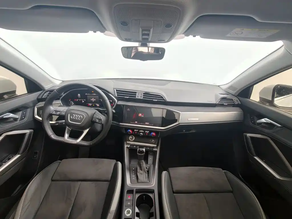 Audi Q3 — миниатюра 8