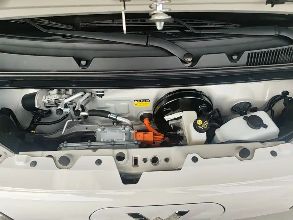 Wuling MINIEV — миниатюра 20