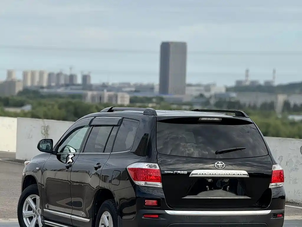 Toyota Highlander — миниатюра 20