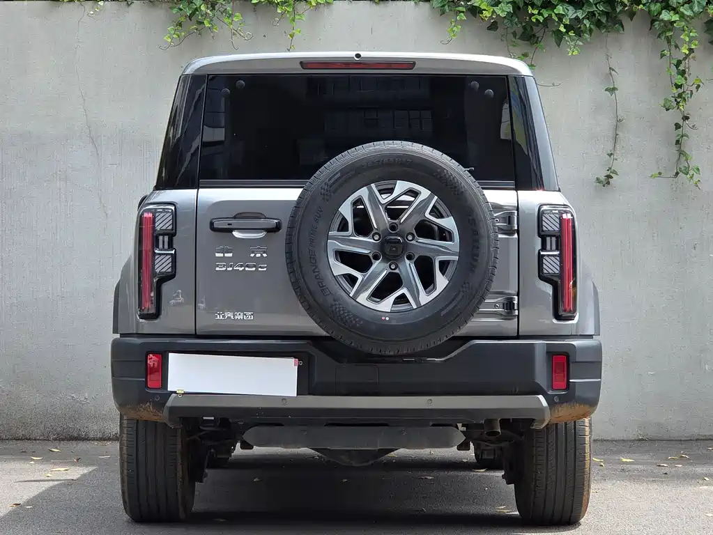 BAIC BJ40 2024 2.0T