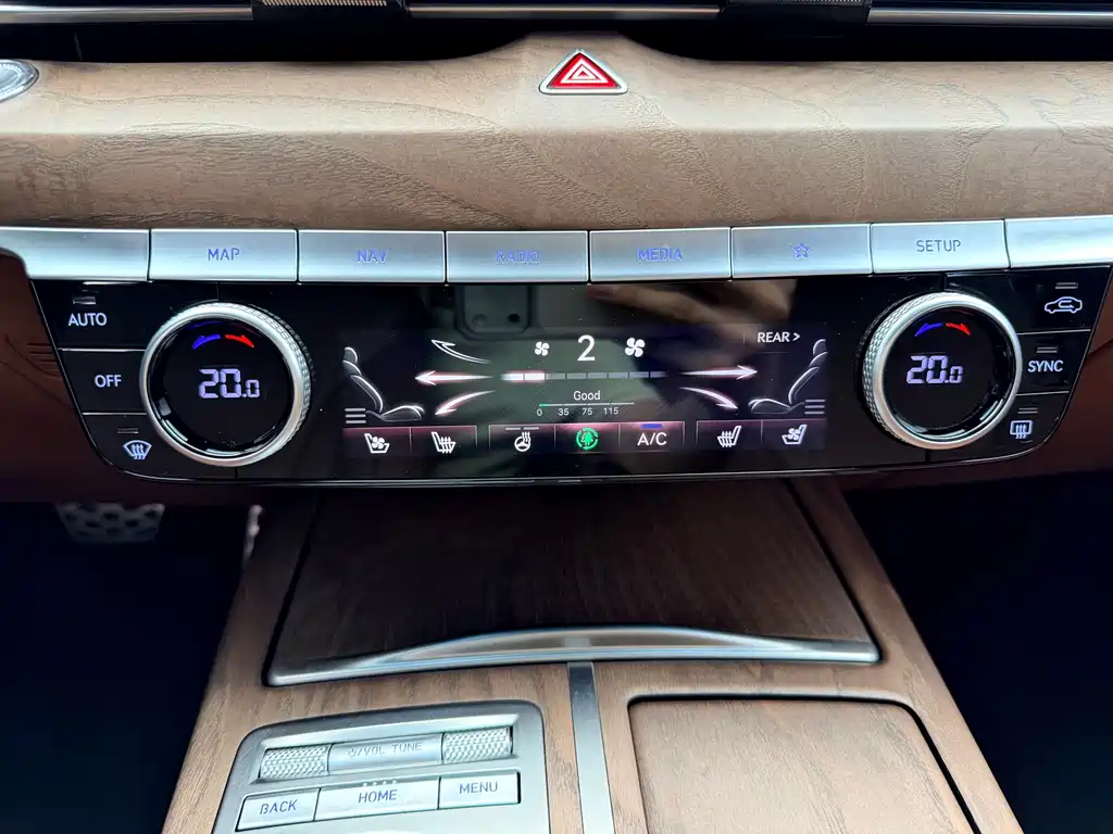 Genesis G80 — миниатюра 14