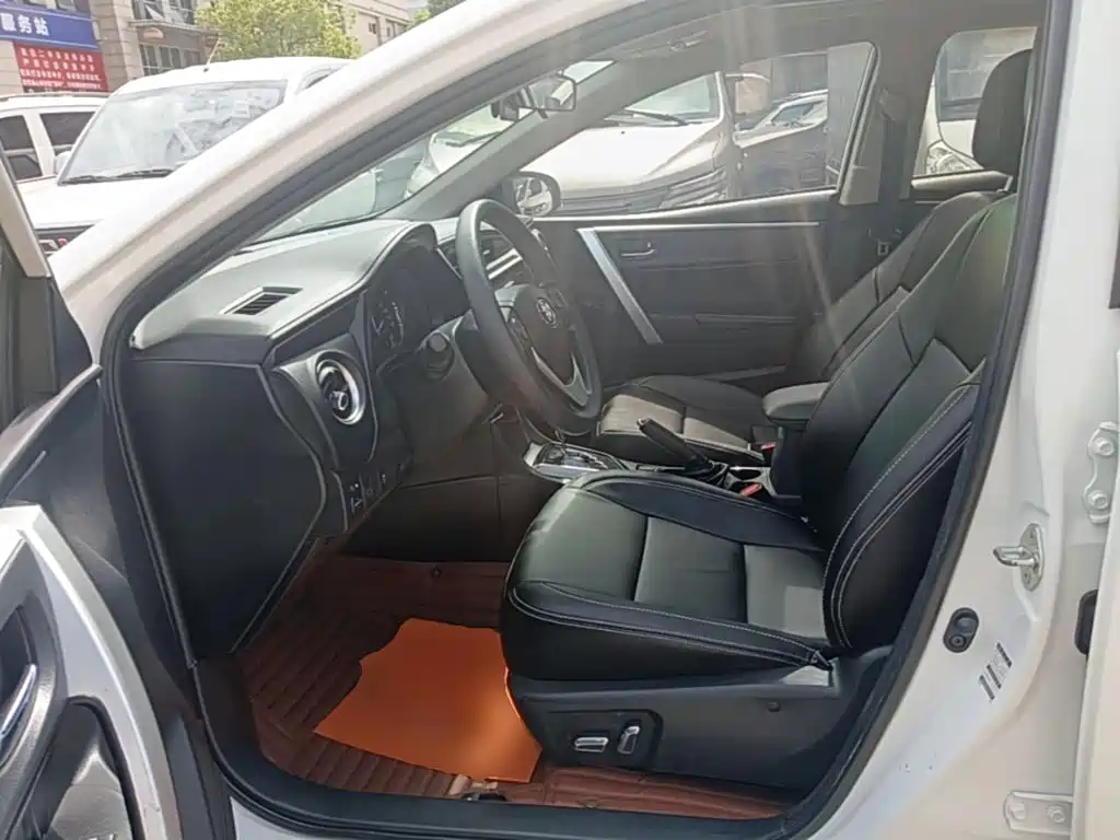 Toyota Corolla — миниатюра 15