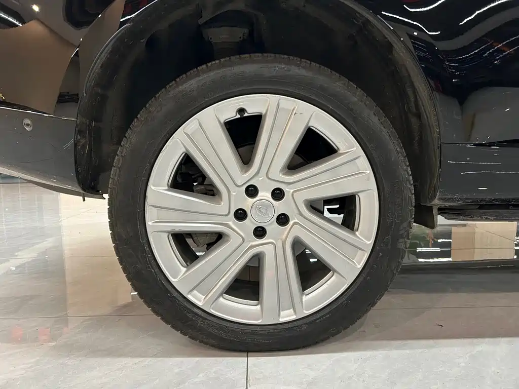 Land Rover Range Rover — миниатюра 45