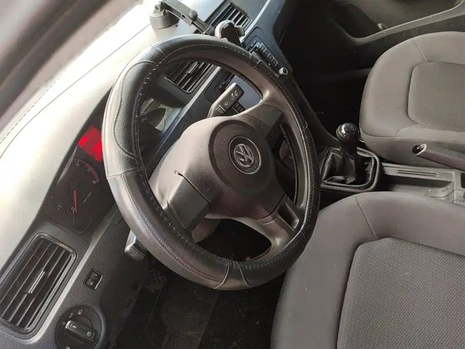 Volkswagen Santana — миниатюра 15