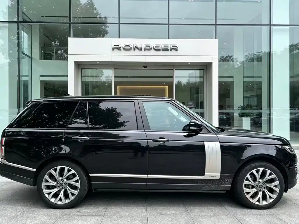 Land Rover Range Rover — миниатюра 4