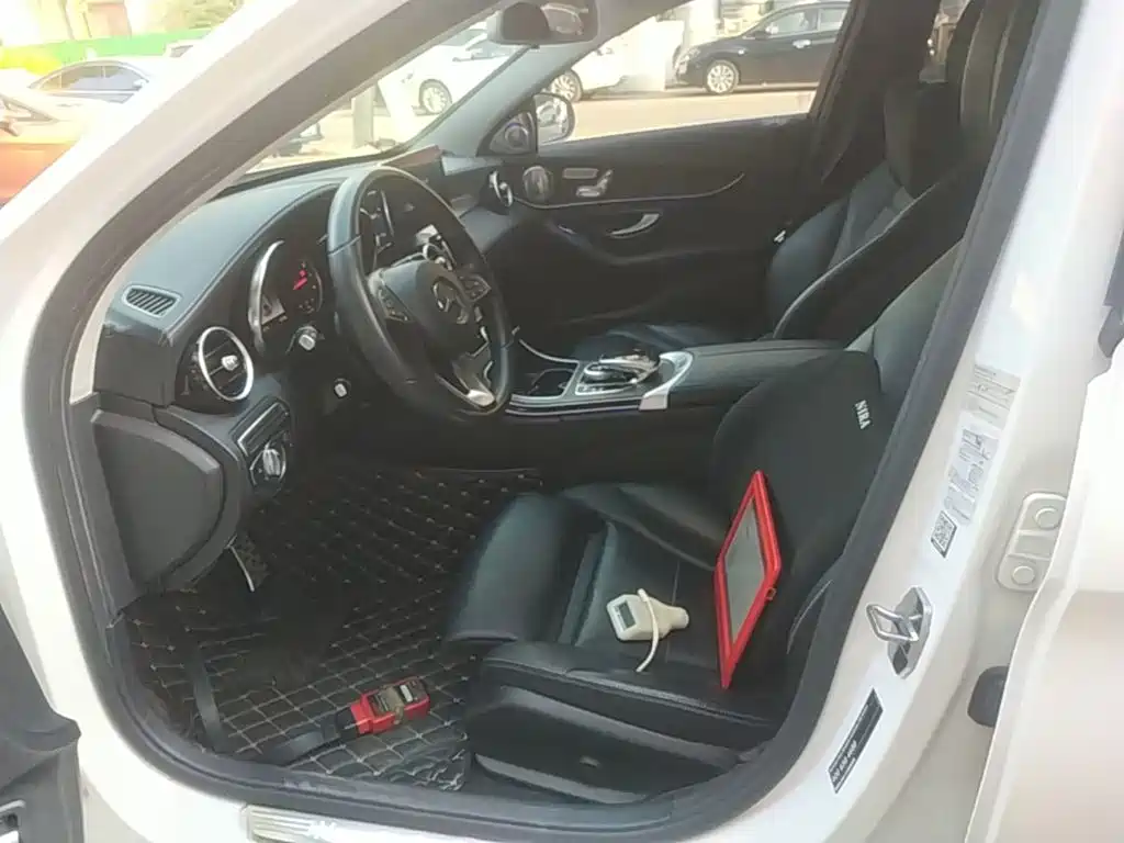 Mercedes-Benz C-Class — миниатюра 15
