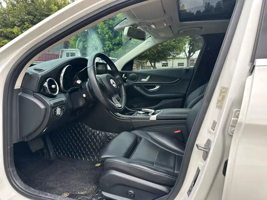 MERCEDES-BENZ C CLASS