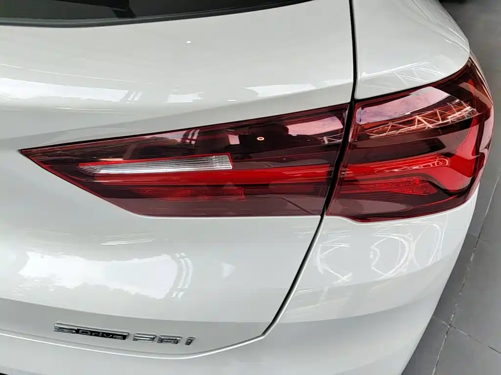 BMW X2 — миниатюра 8