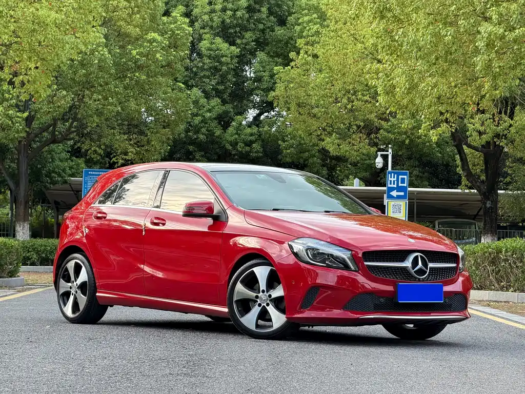Mercedes-Benz A-Class (Import) — миниатюра 3