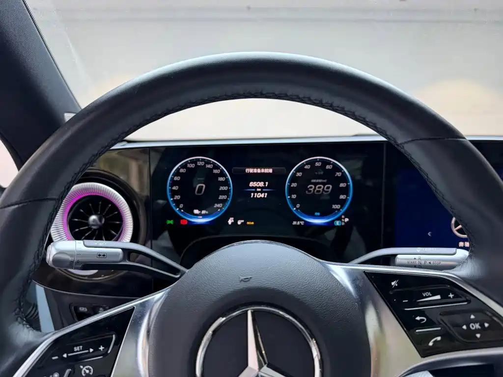 Mercedes-Benz Бенц-Кла Новая энергия — миниатюра 9