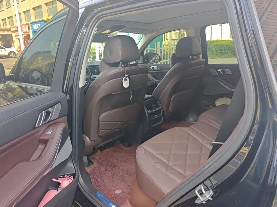 BMW X5 — миниатюра 11