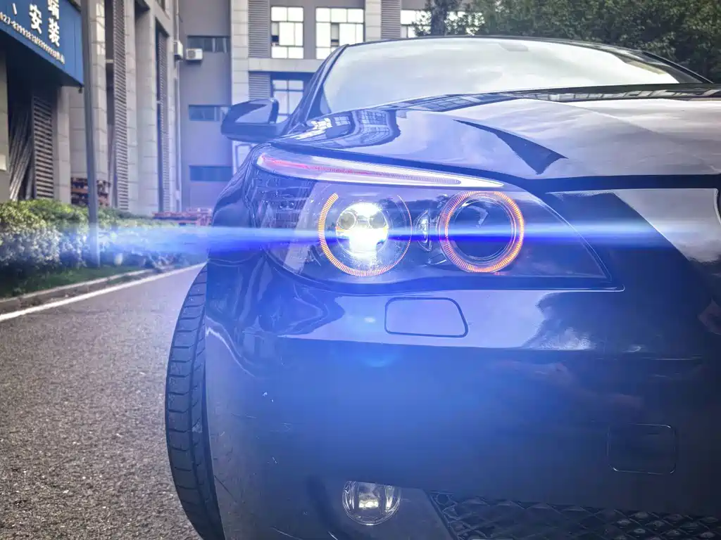 BMW 5 Series — миниатюра 6