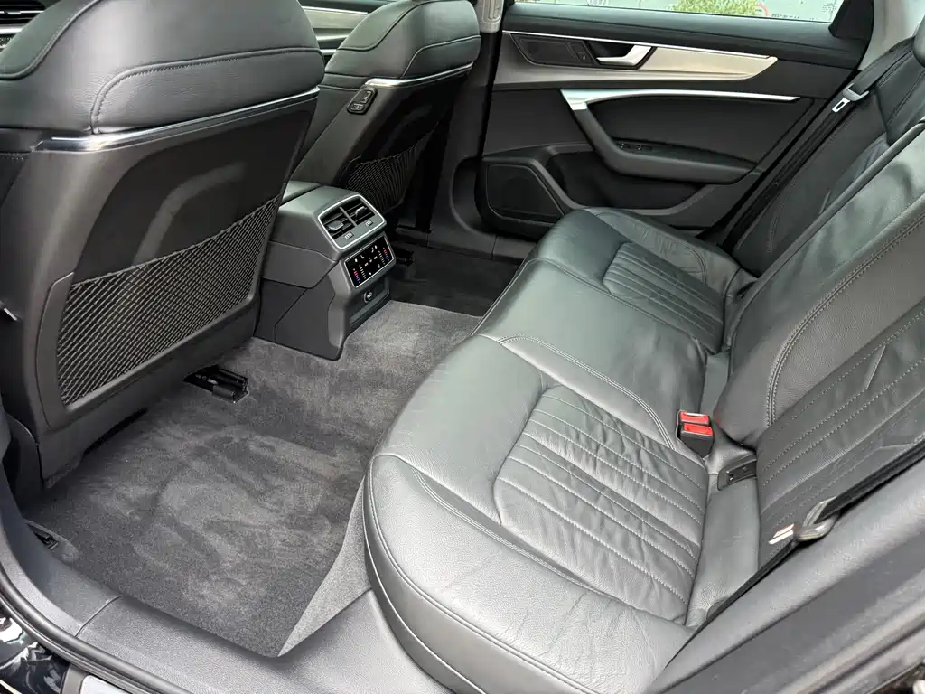 Audi A6L — миниатюра 31