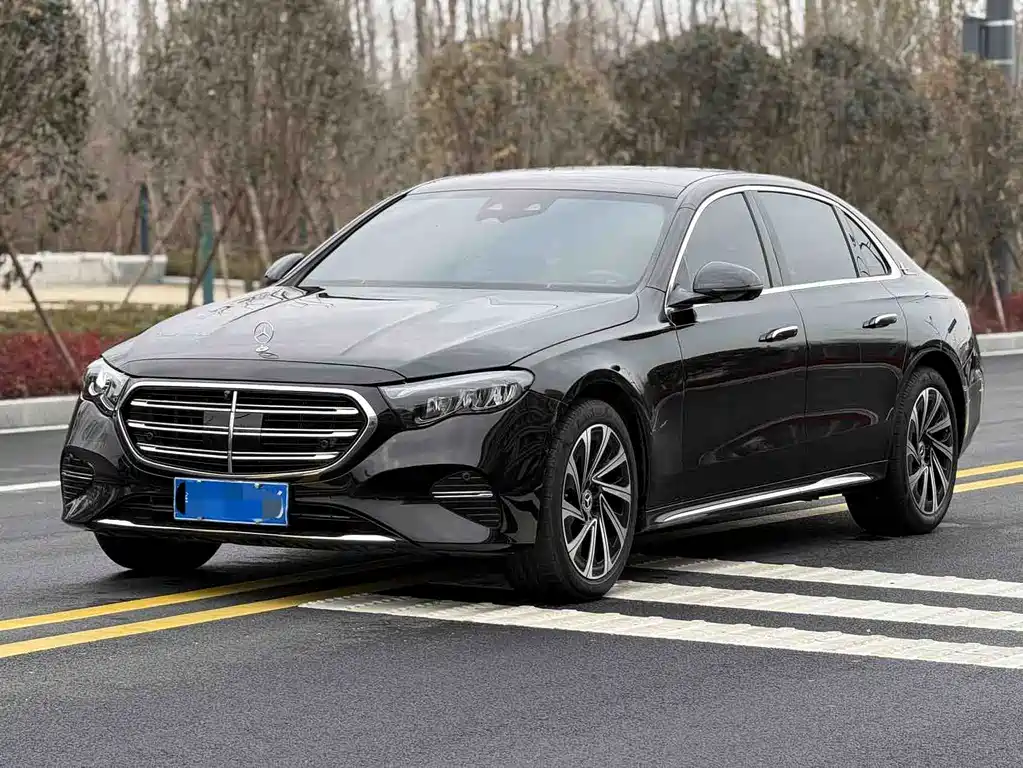 Mercedes-Benz E-Class 2024