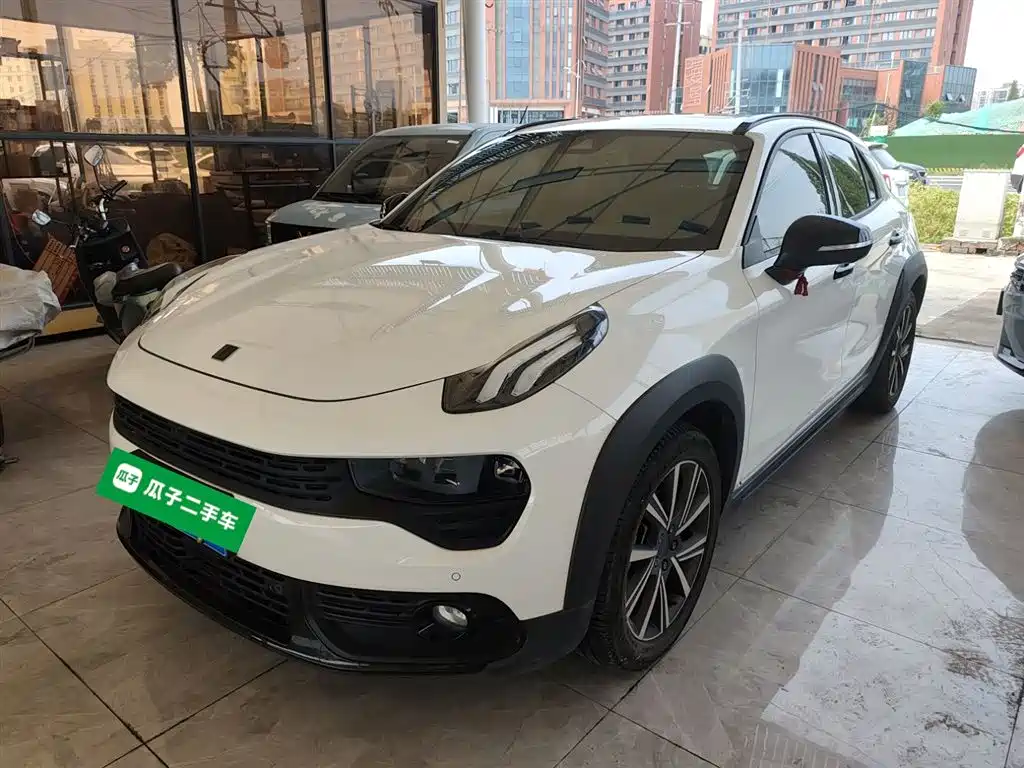 Lynk & Co 02 2020
