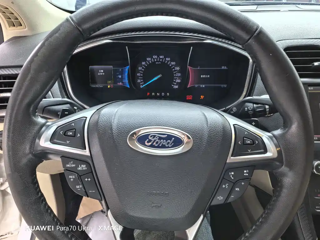Ford Mondeo — миниатюра 12
